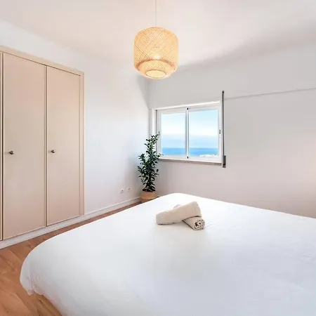 Maybe The View In Portugal! Jacuzzi - Gym - Game Apartman *