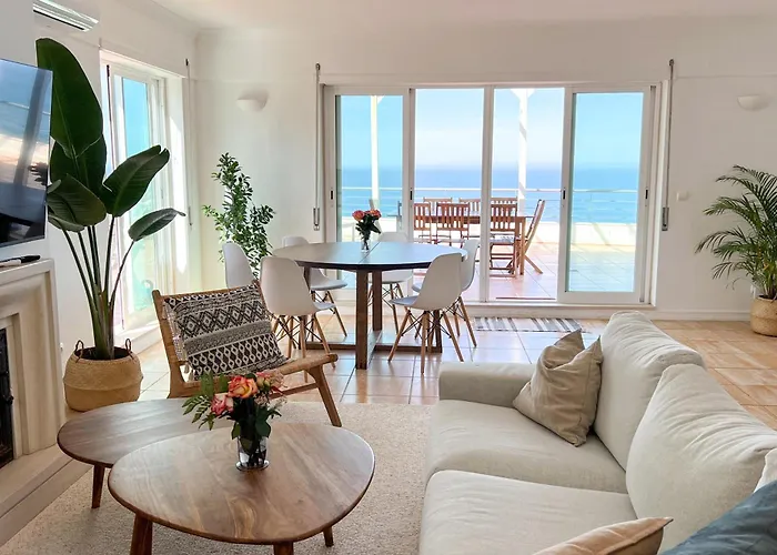 Апартаменты Maybe The View In Portugal! Jacuzzi - Gym - Game Эрисейра